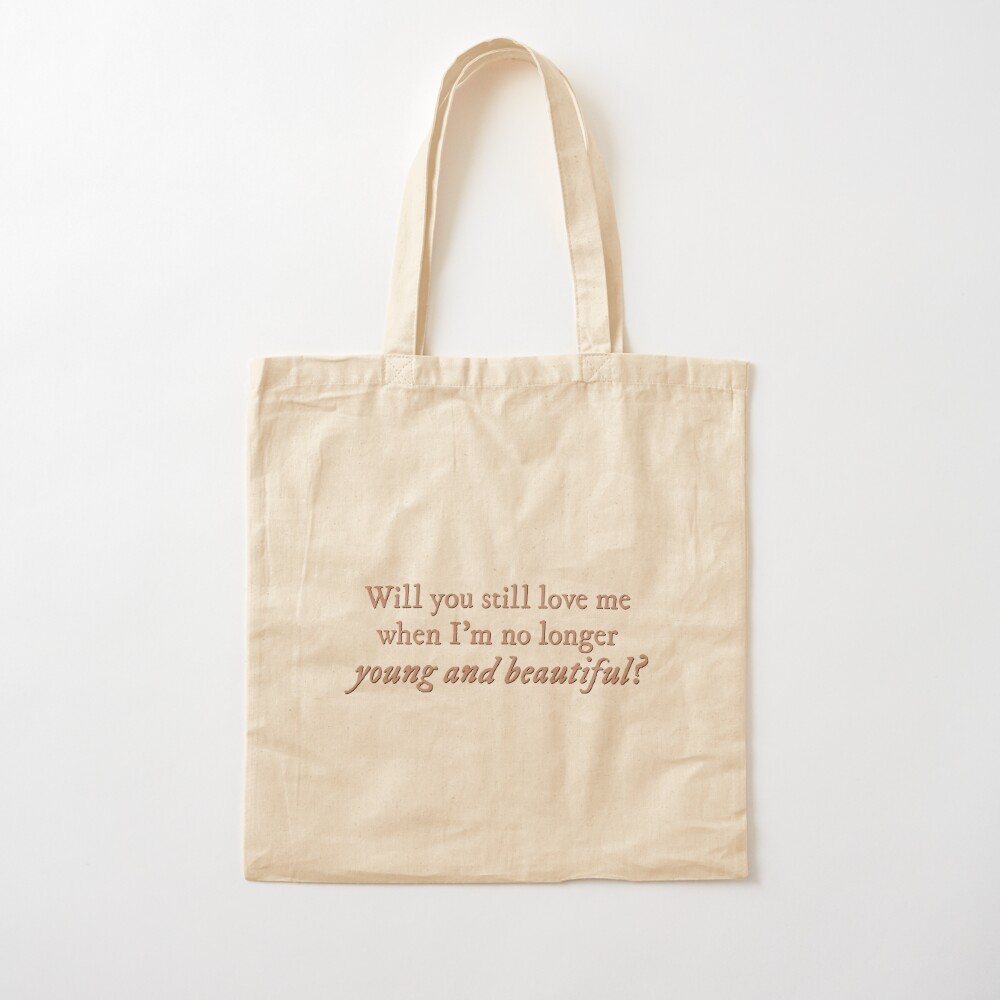 Young and Beautiful Lana del R - Luxury Bags For Young Women recension och pris