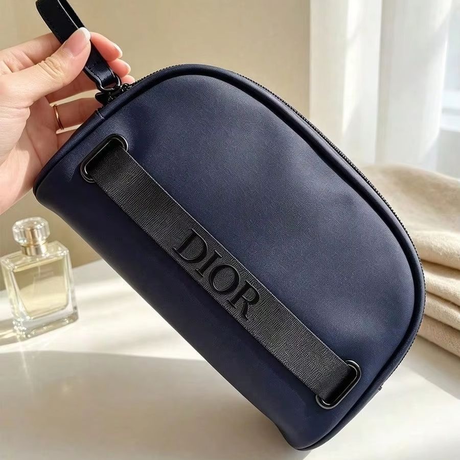 Dior Navy Blue Half Moon Cosme - Luxury Bags Dior recension och pris