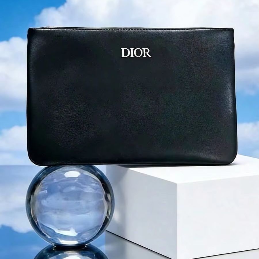 Dior’s Bag Unique Black Leathe - Luxury Bags Dior recension och pris